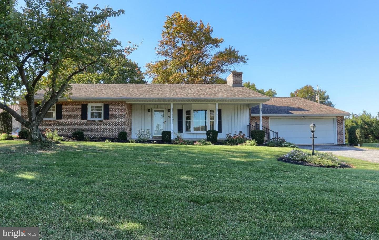 221 Golf Road