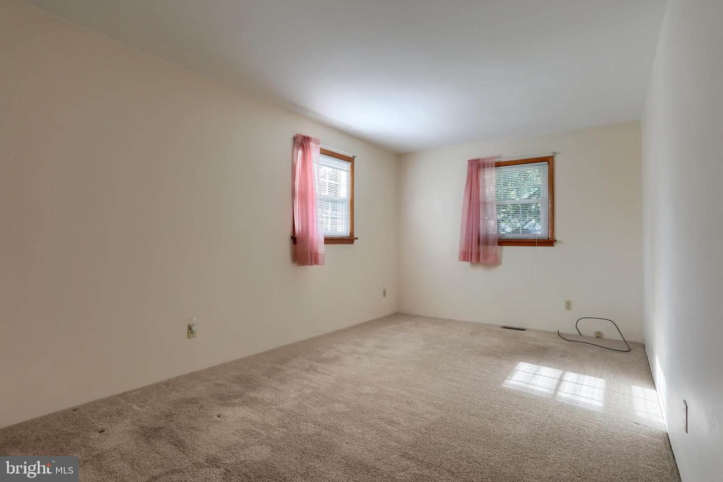 221 Golf Road photo 21
