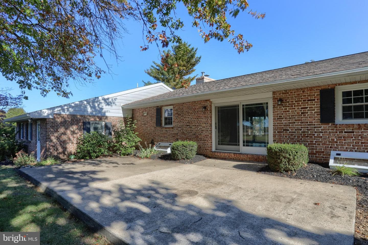221 Golf Road photo 38