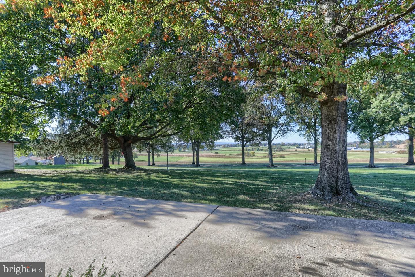 221 Golf Road photo 39