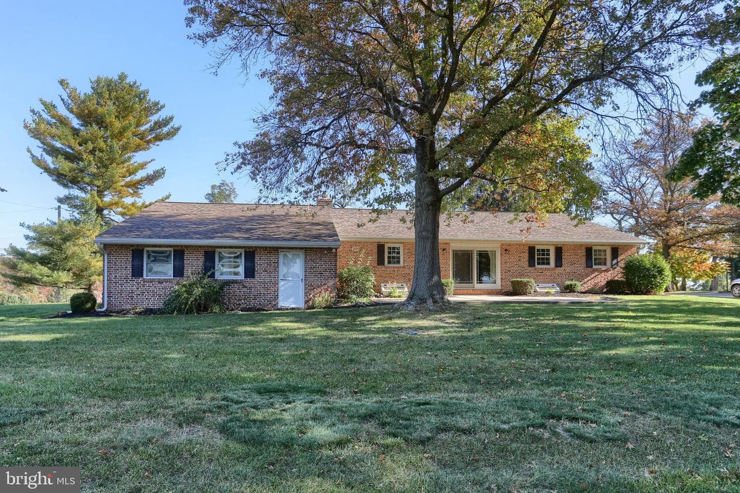 221 Golf Road photo 42