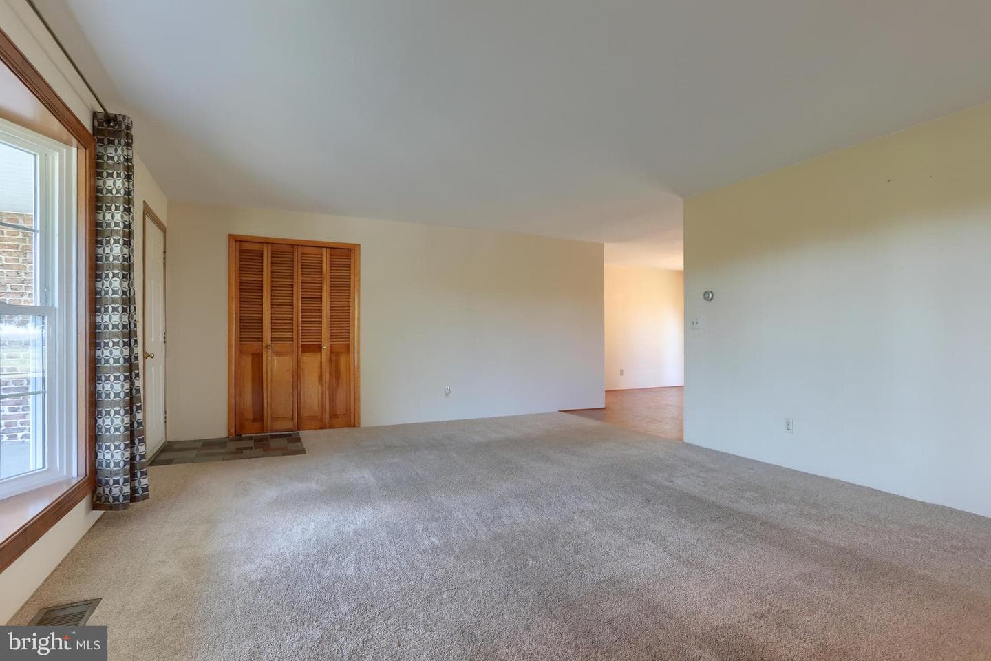 221 Golf Road photo 7