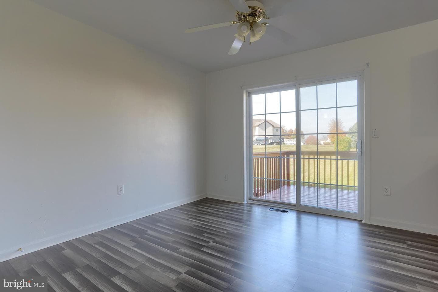 2127 Penn Street photo 12