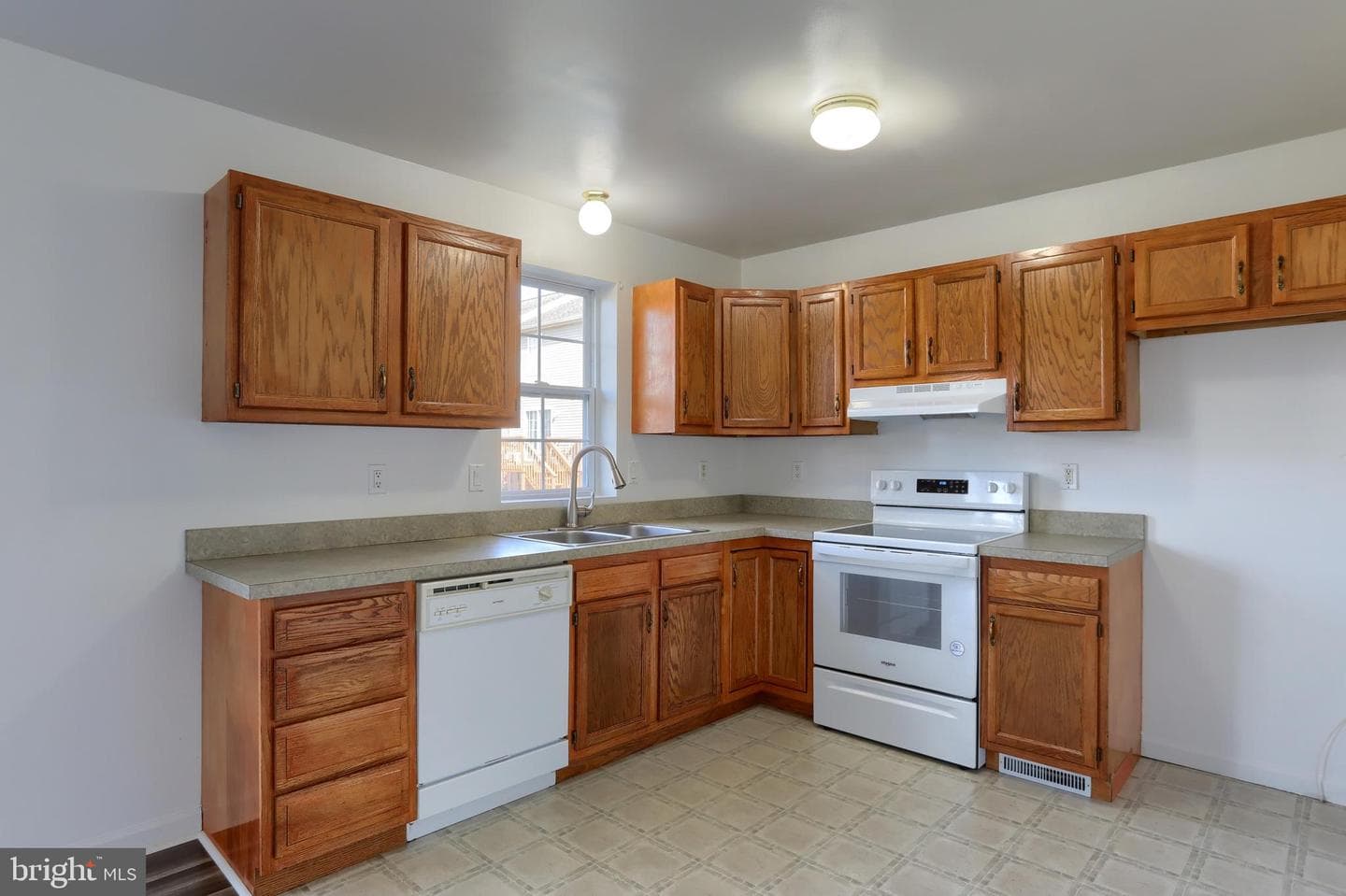 2127 Penn Street photo 16