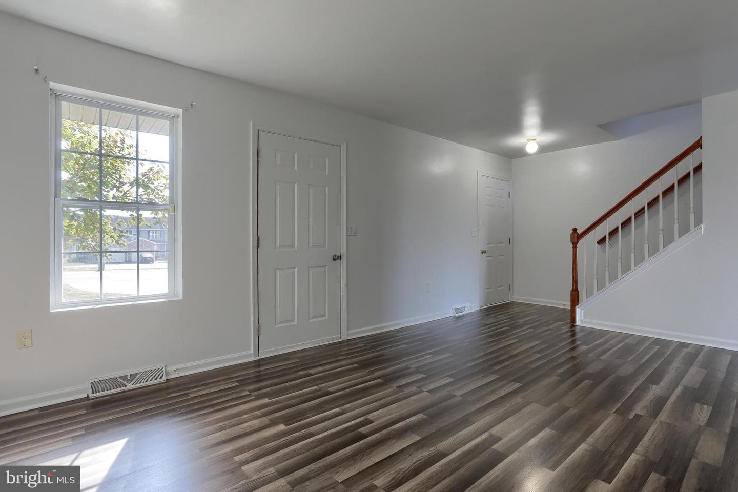 2127 Penn Street photo 9