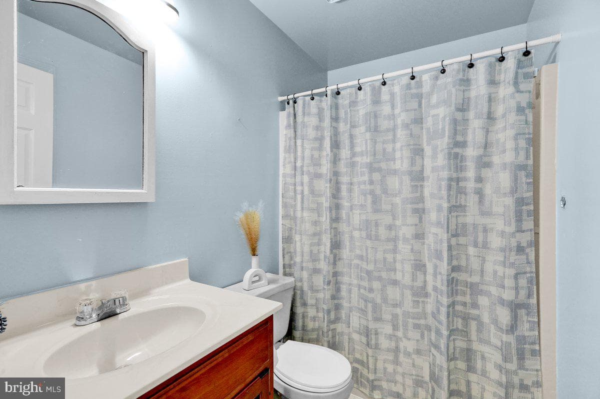 107 E Brookfield Drive photo 21