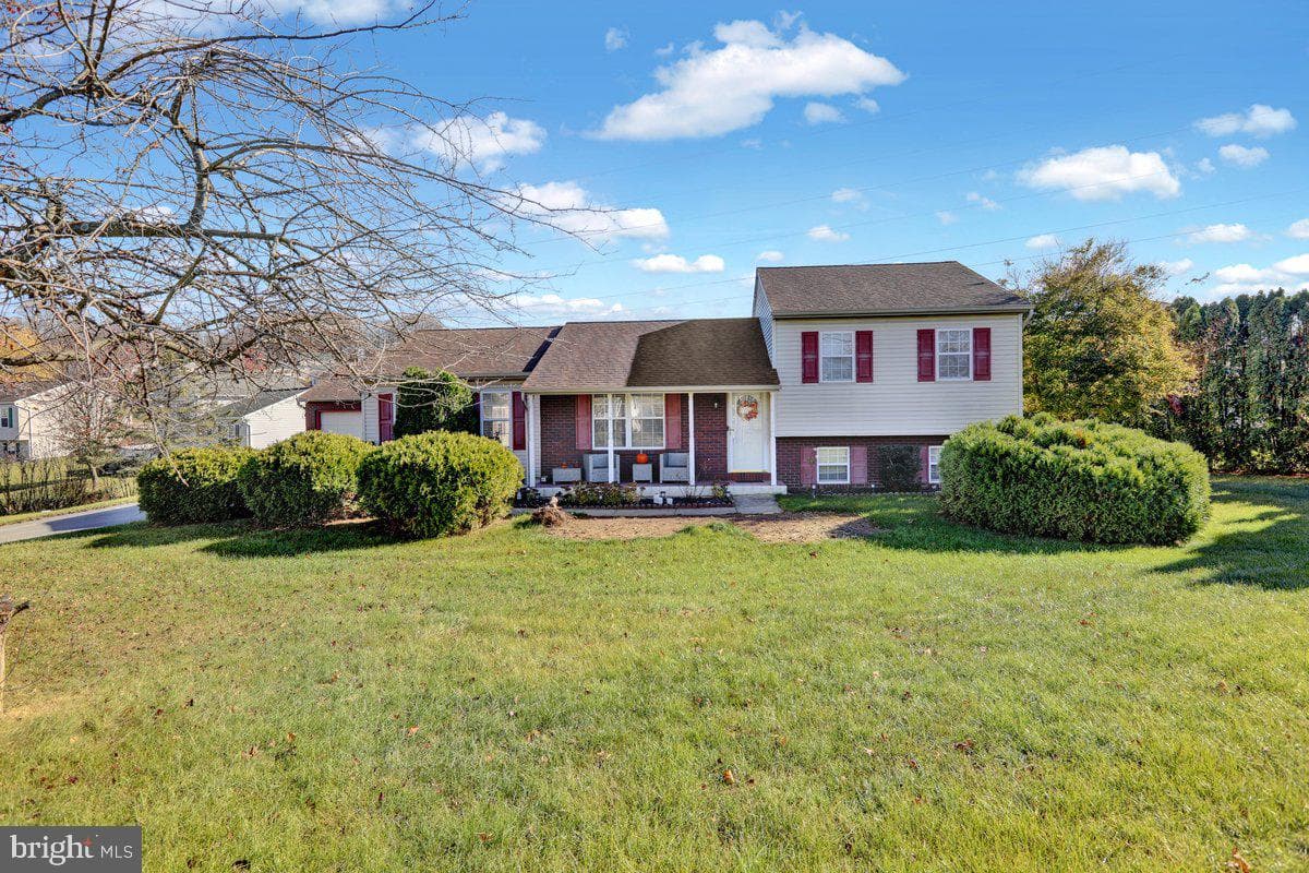107 E Brookfield Drive photo 5