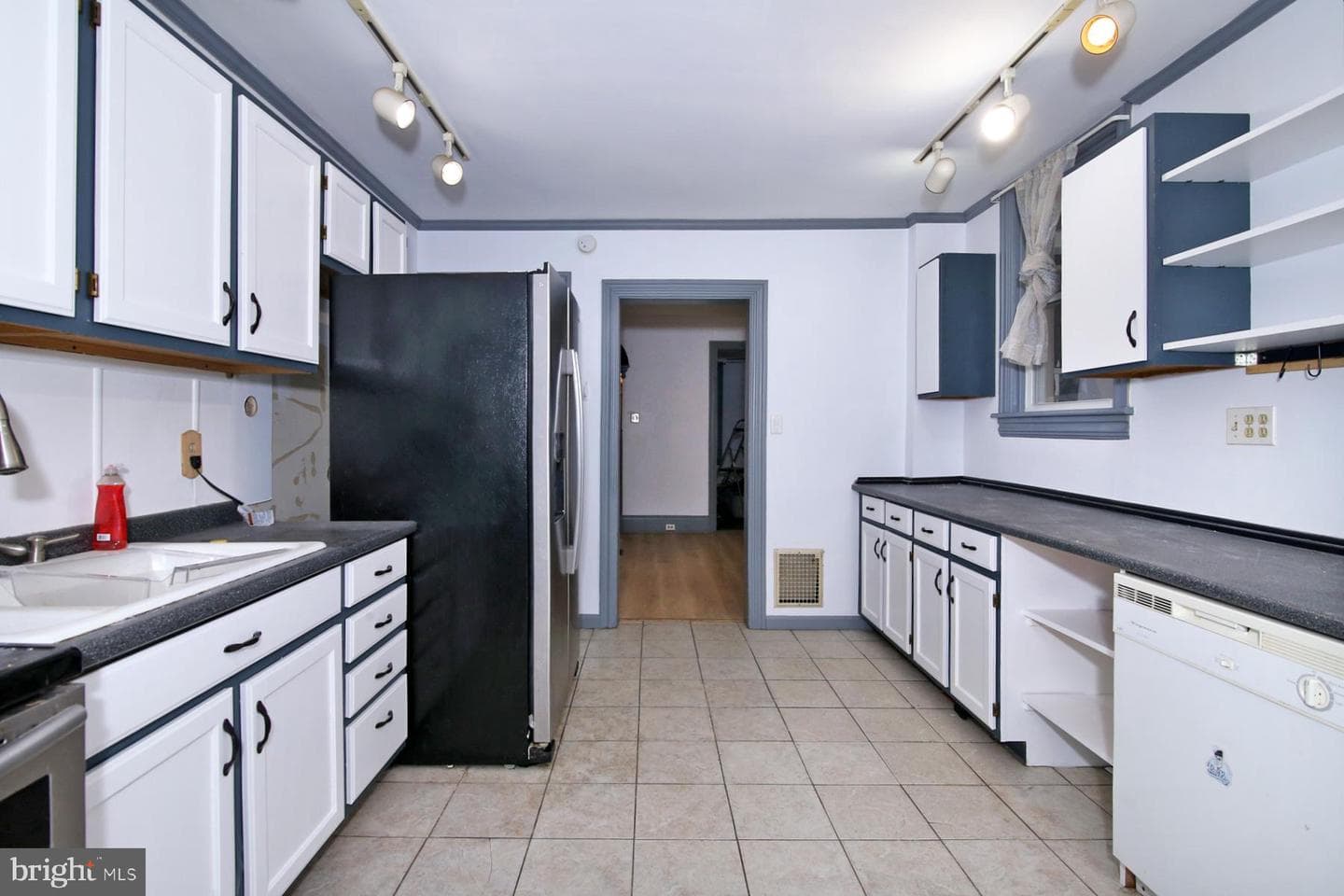 345 N 11th Street photo 14
