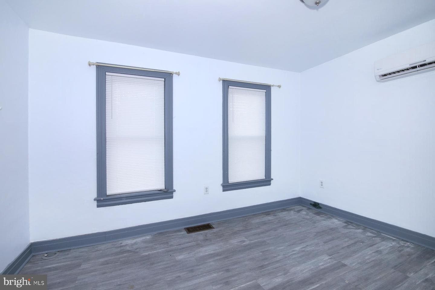 345 N 11th Street photo 34