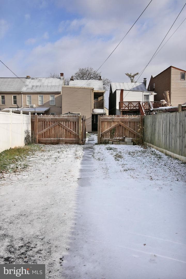 345 N 11th Street photo 8
