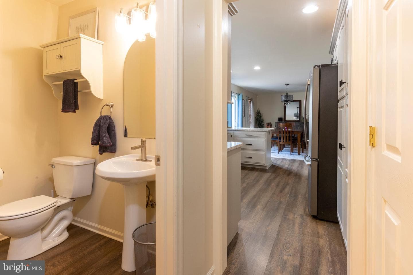 407 Charles Street photo 13