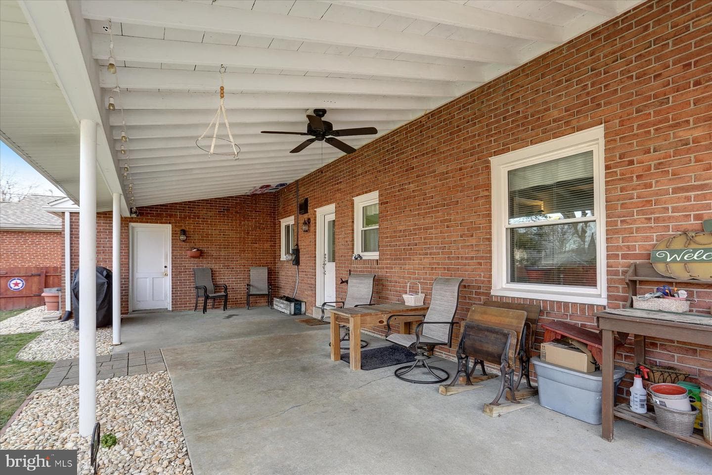 101 E Walnut Street photo 36