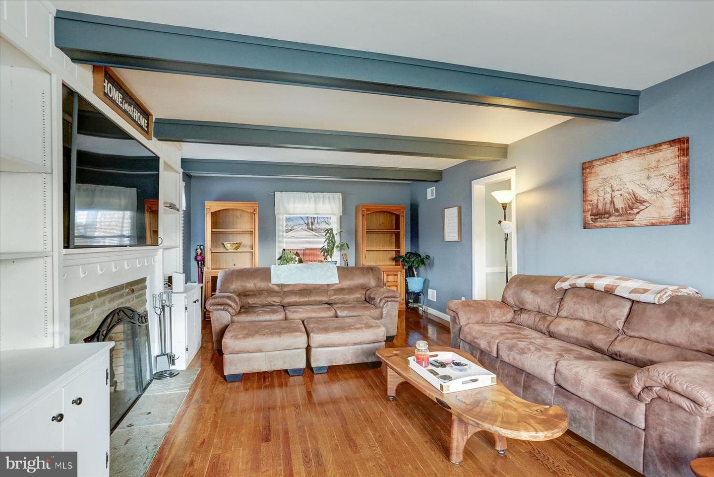101 E Walnut Street photo 5