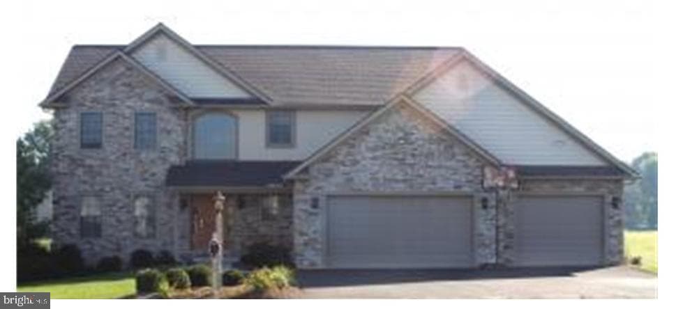 09 Rolling Meadow Rd, Lebanon