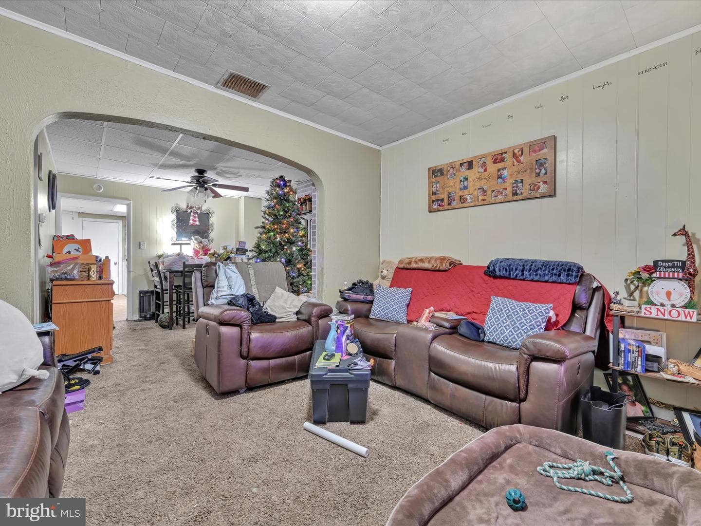 2424 Guilford Street photo 4