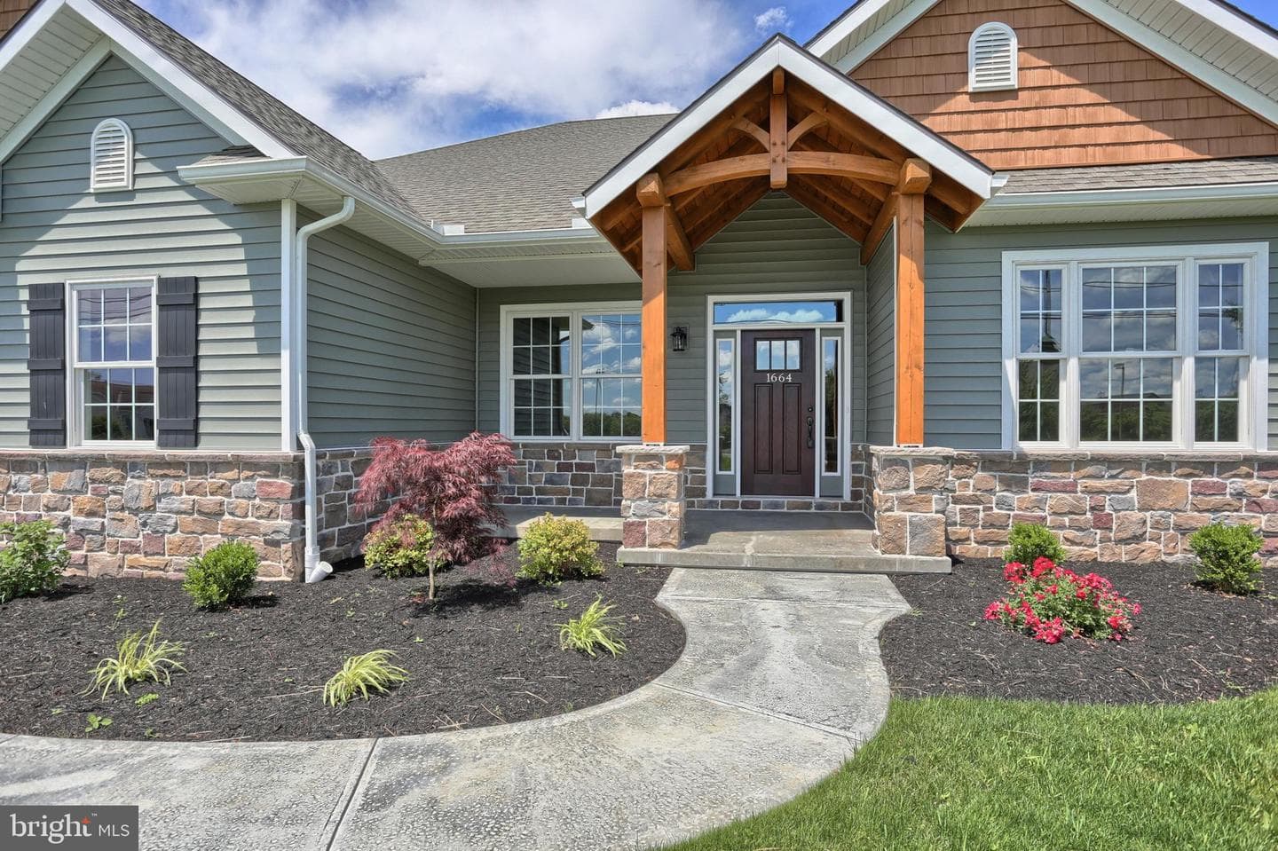 022 Rolling Meadow Rd, Lebanon