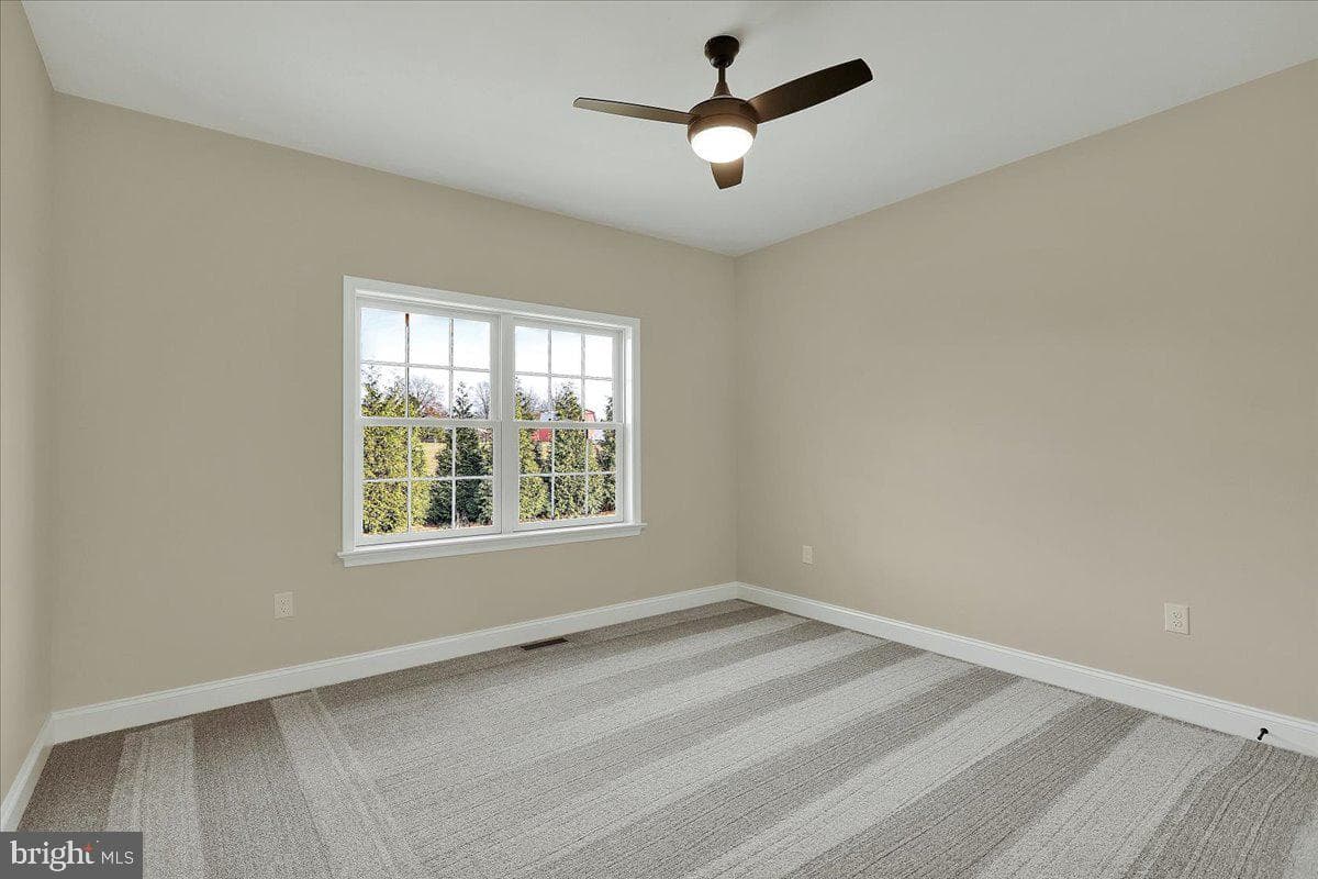 04 Rolling Meadow Road photo 19