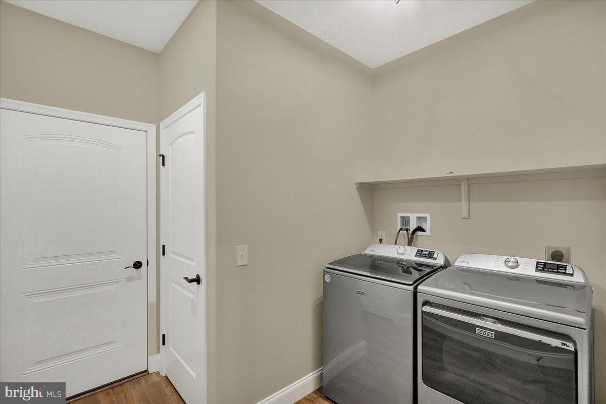 04 Rolling Meadow Road photo 31