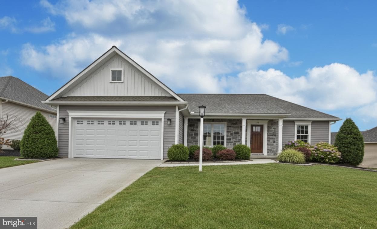 016 Rolling Meadow Road, Lebanon