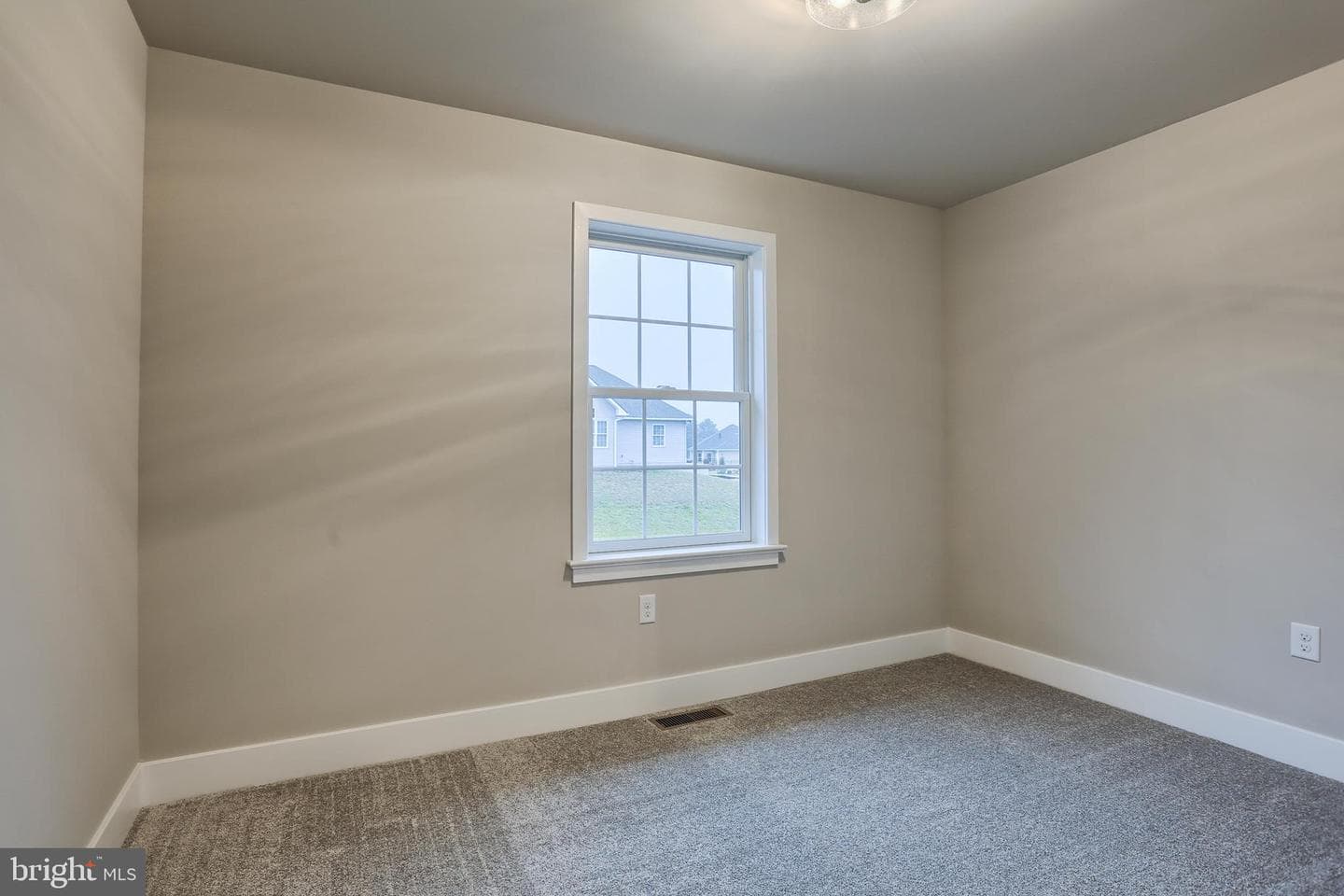 016 Rolling Meadow Road photo 11
