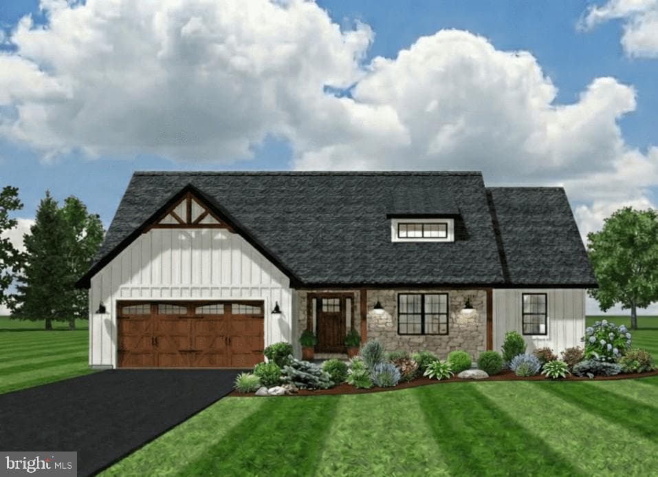 020 Rolling Meadow Road, Lebanon