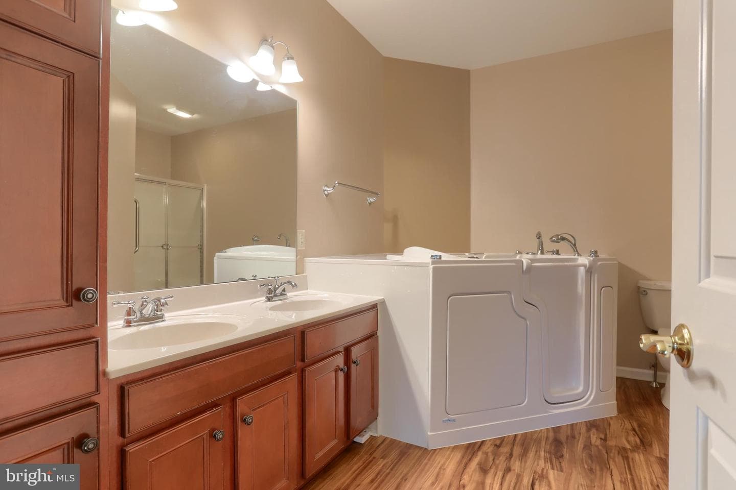 809 Briar Edge Court photo 18