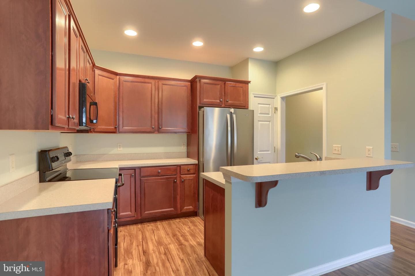 809 Briar Edge Court photo 4