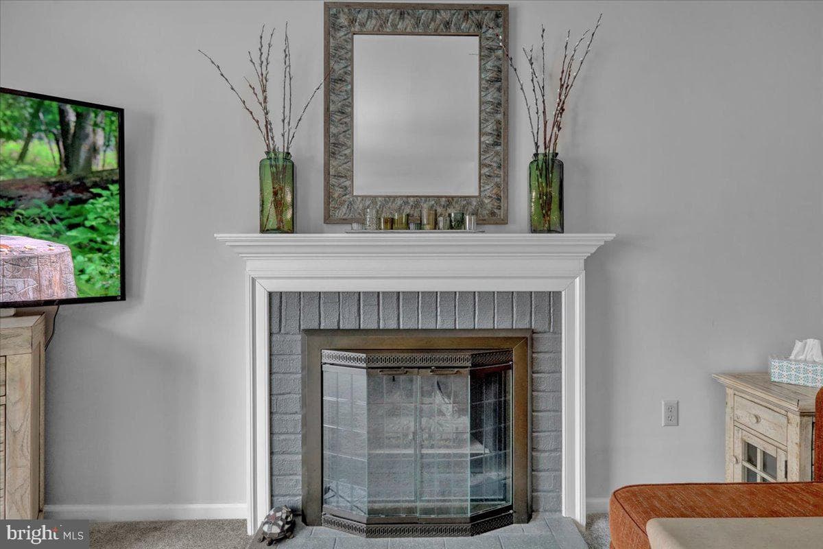 141 Oak Lane photo 13