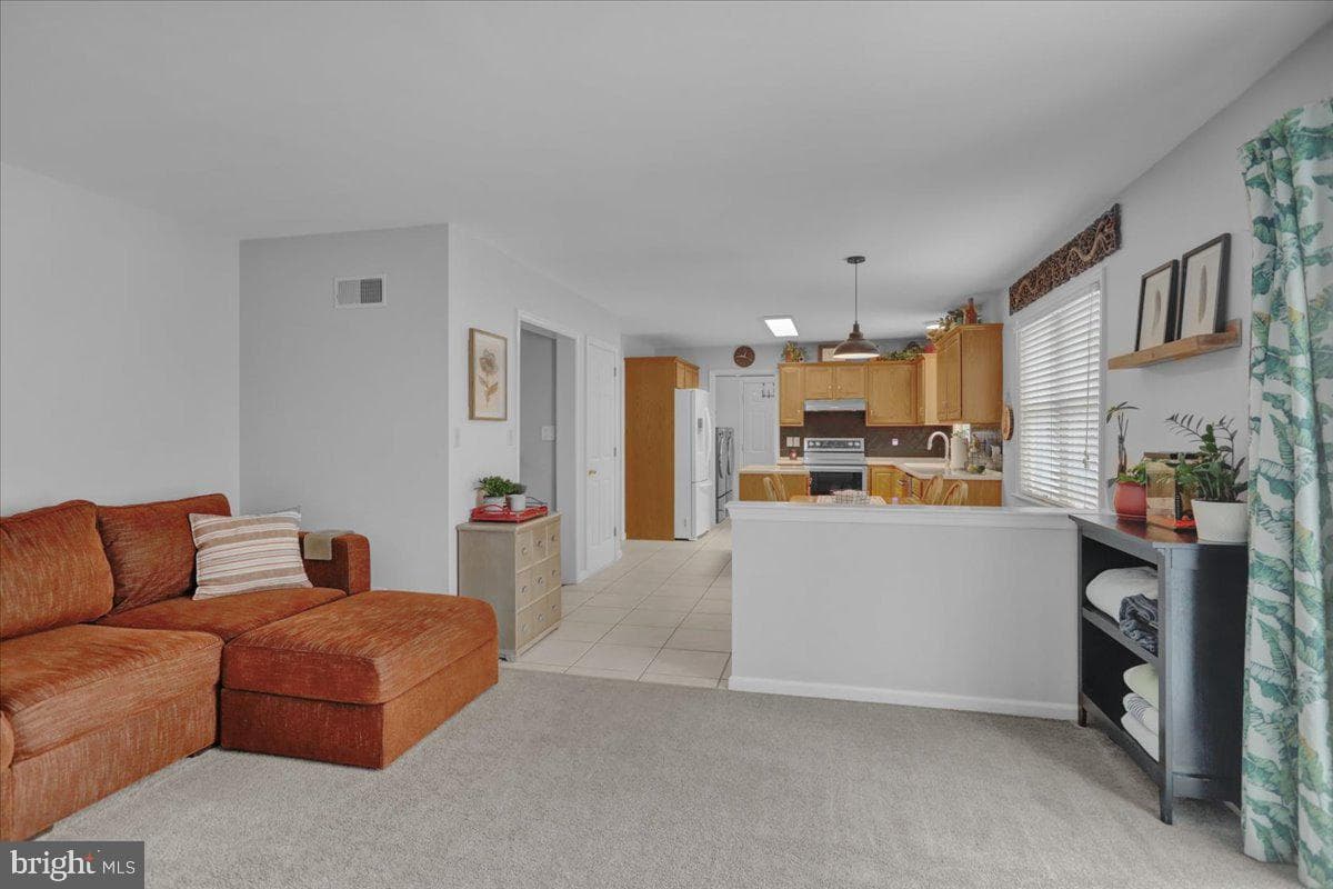 141 Oak Lane photo 14
