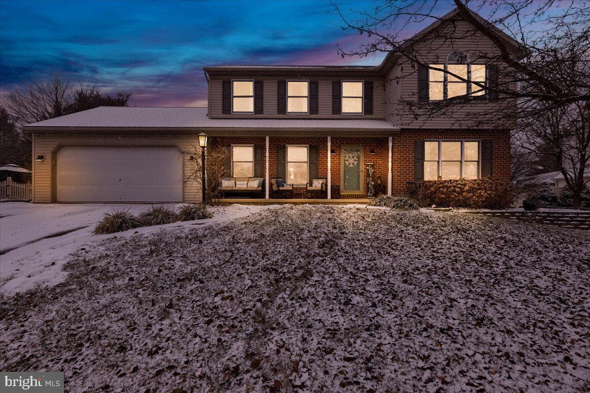 141 Oak Lane photo 4