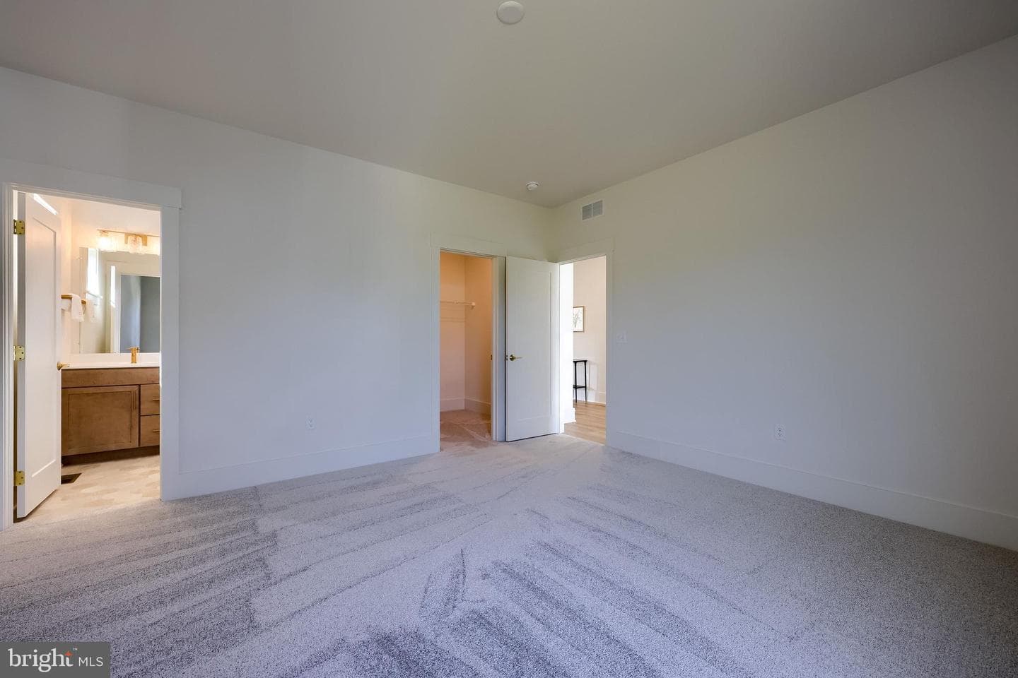 840 Wheatfield Lane photo 37