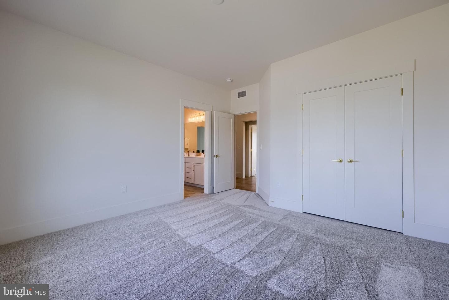 840 Wheatfield Lane photo 39