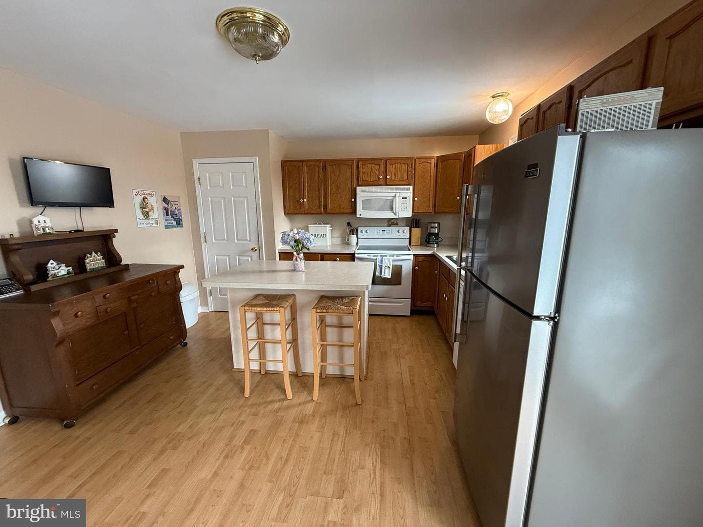 252 Forest Circle photo 10