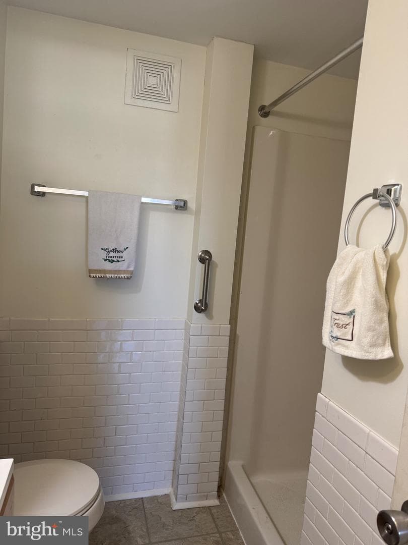 6 Laurel Lane photo 17