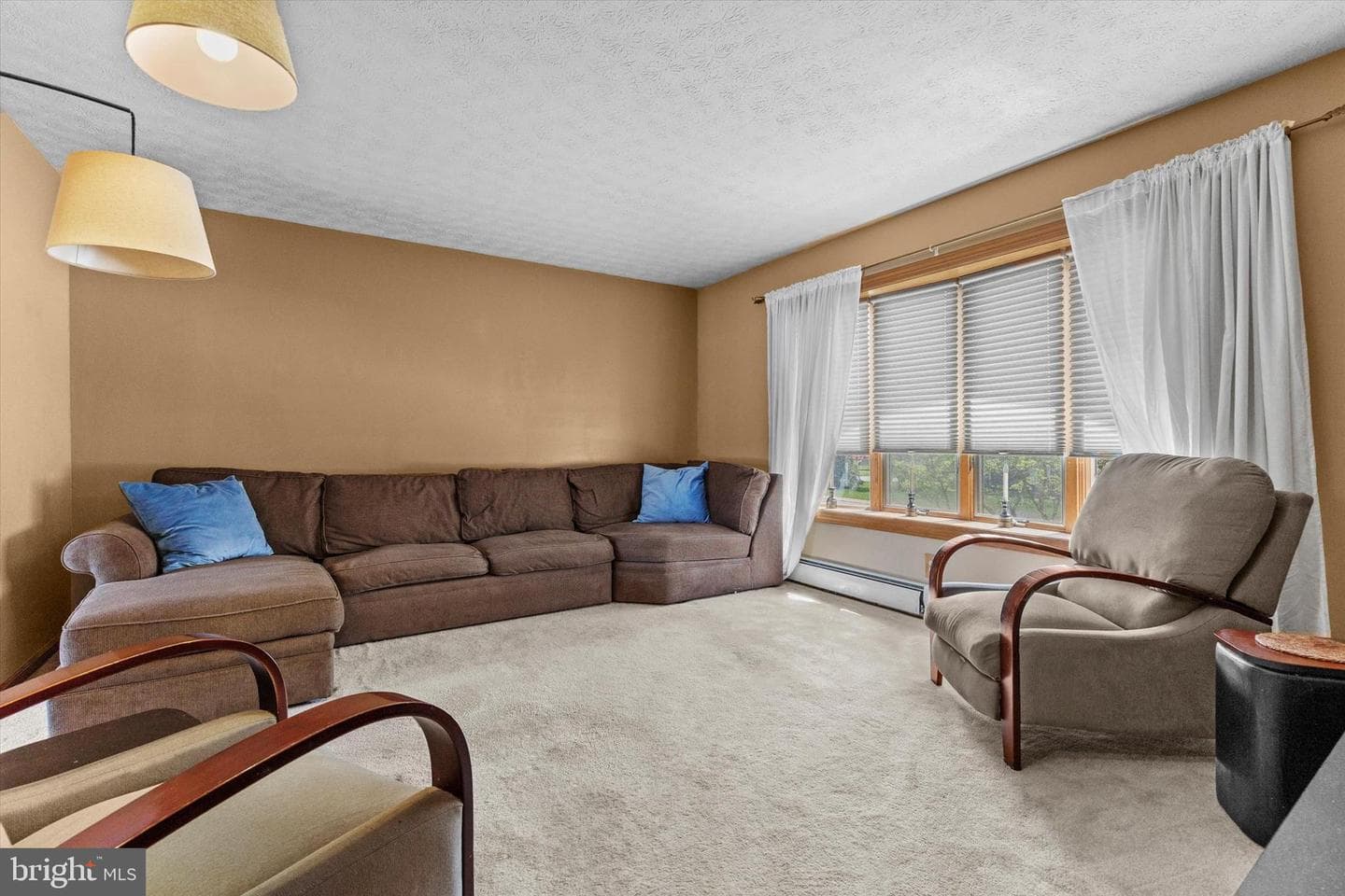 404 Birch Lane photo 8