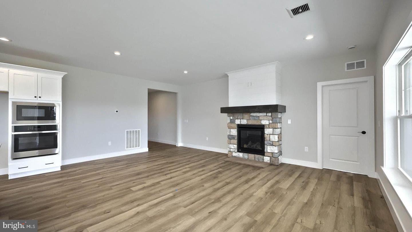 416 Pinnacle Ridge Drive photo 17
