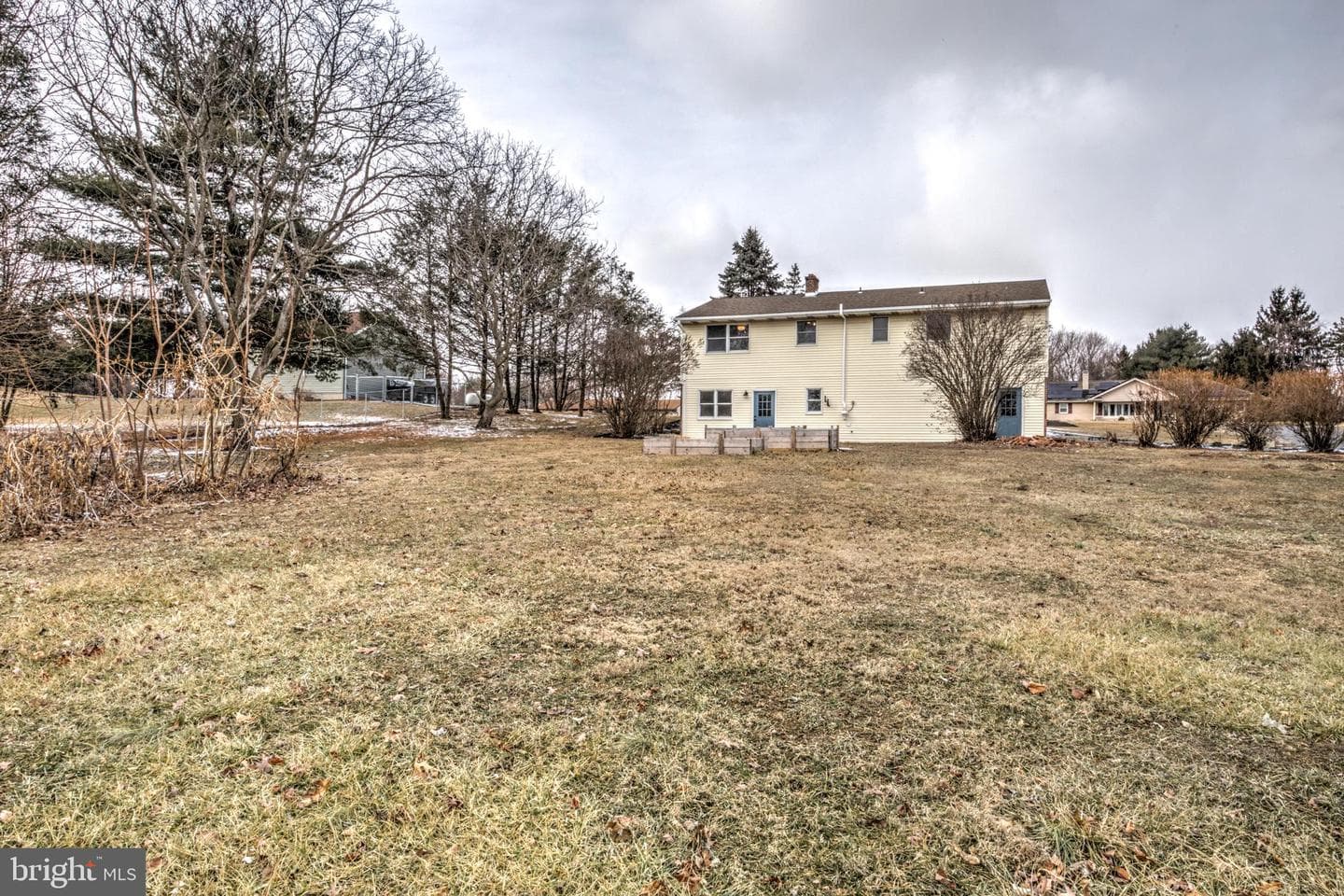 1370 Twigg Avenue photo 4