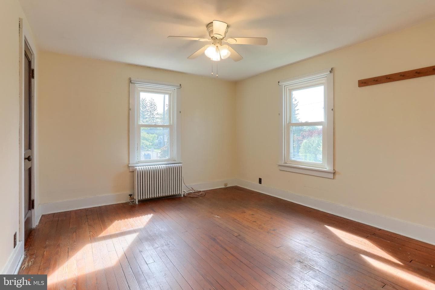 659 E Maple Street photo 22