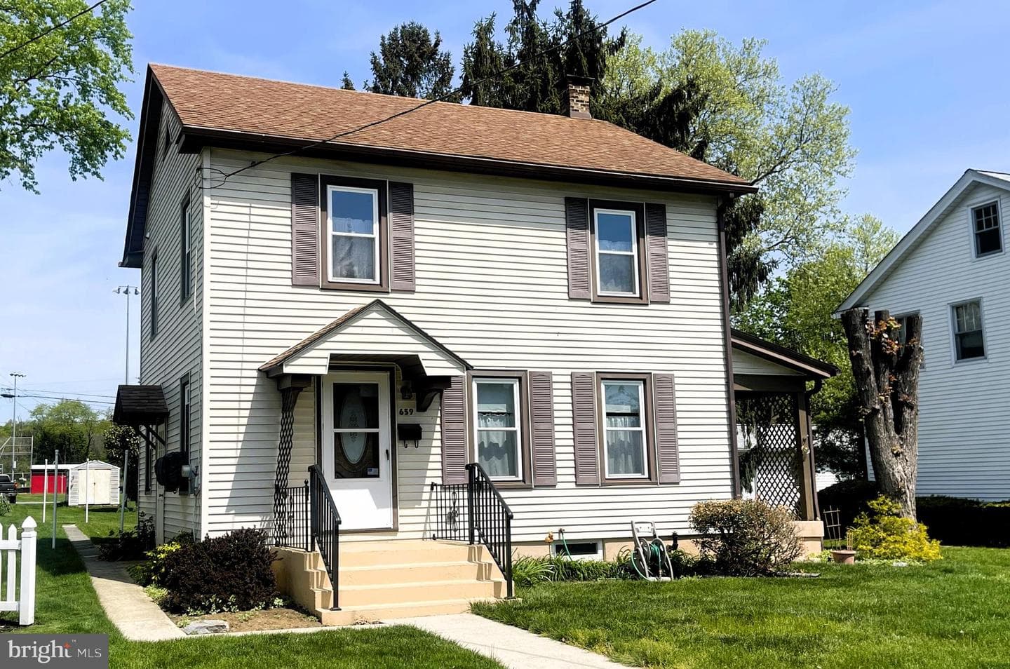 659 E Maple Street photo 28