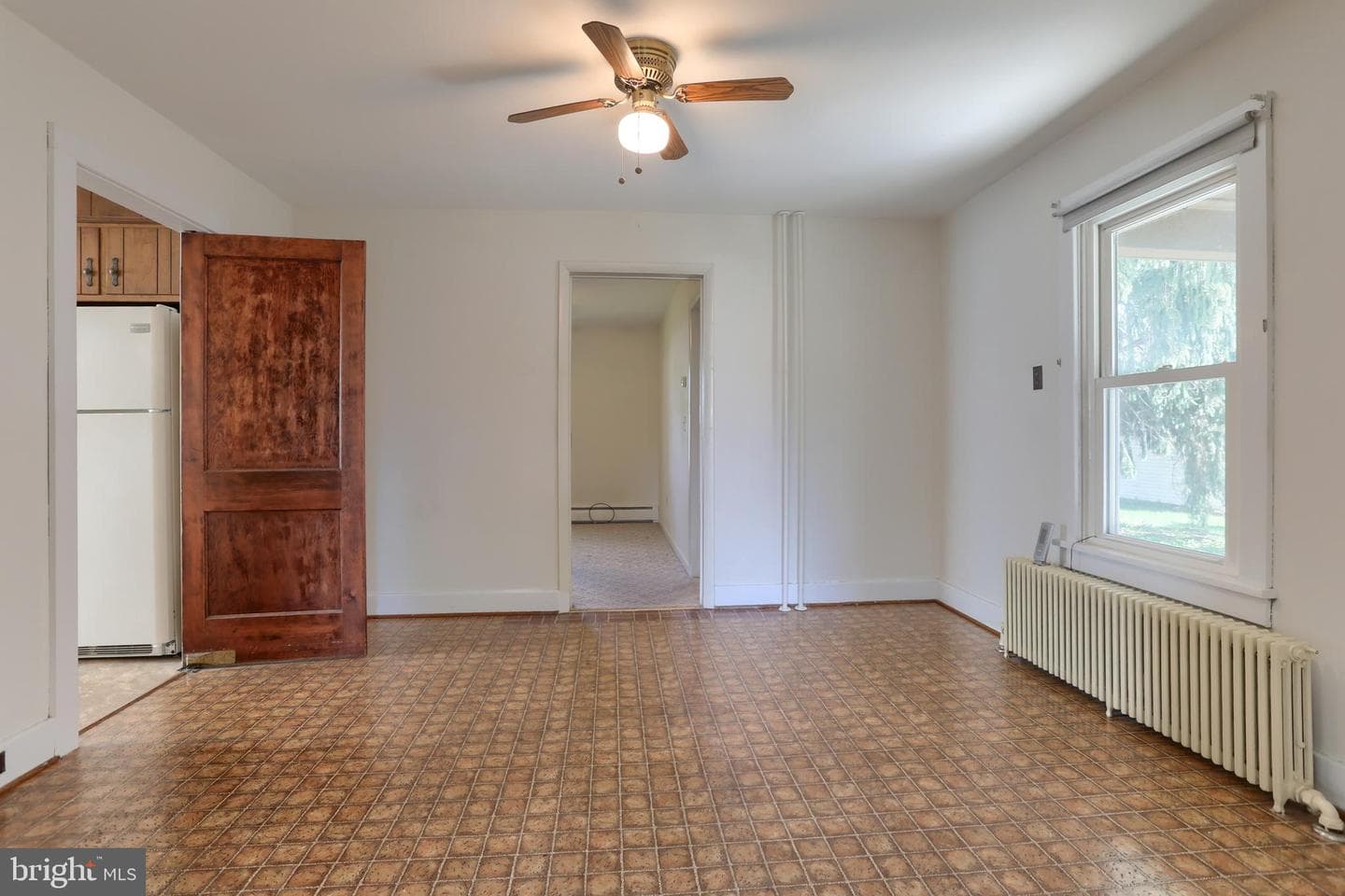 659 E Maple Street photo 8
