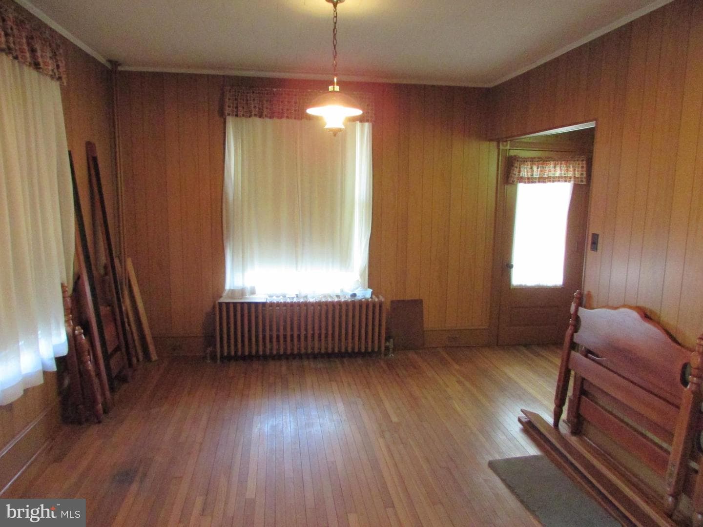 216 E Main Street photo 12