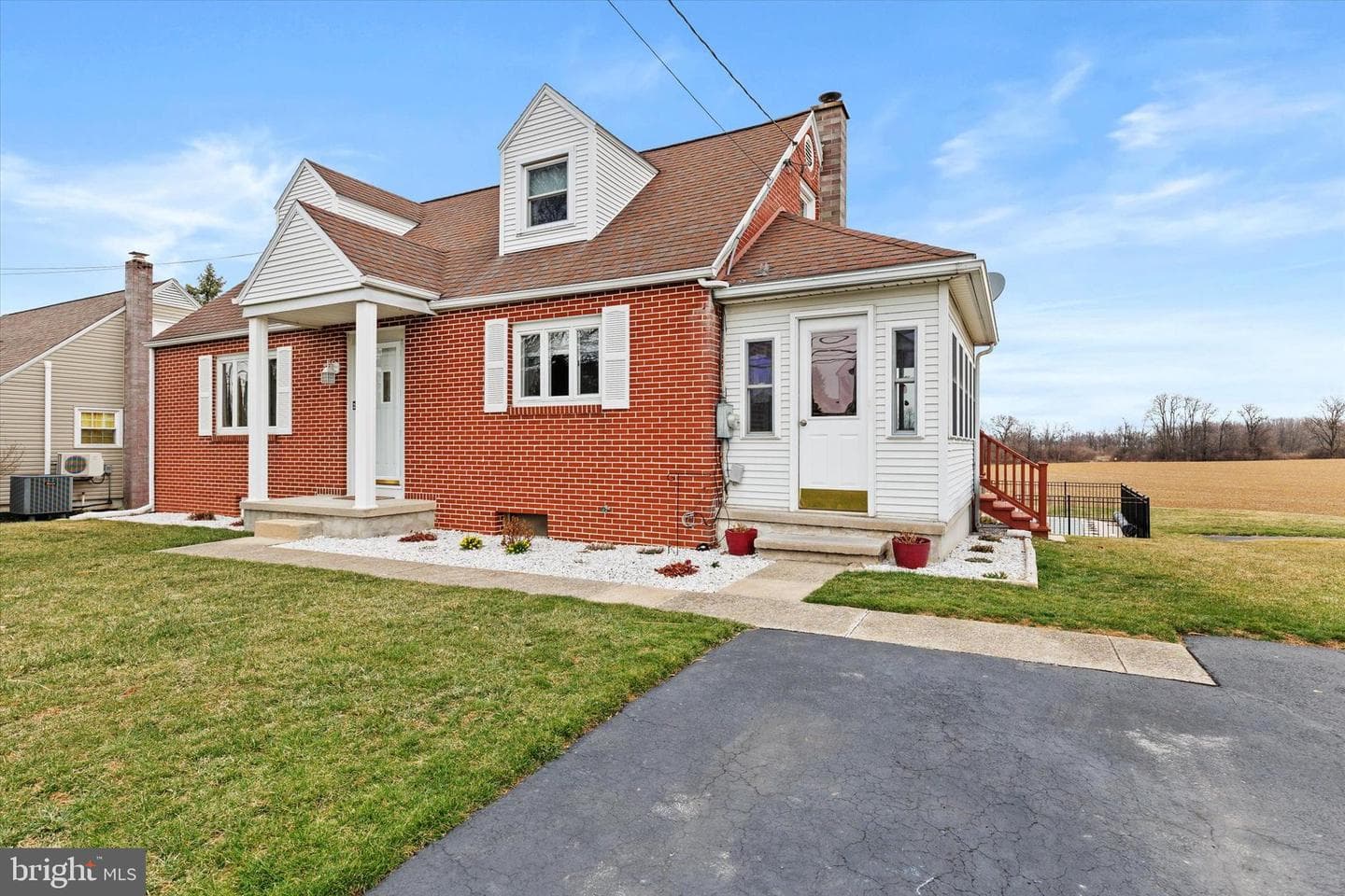 1308 S 5th Avenue photo 3