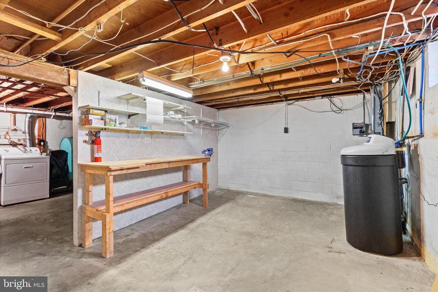 1308 S 5th Avenue photo 32