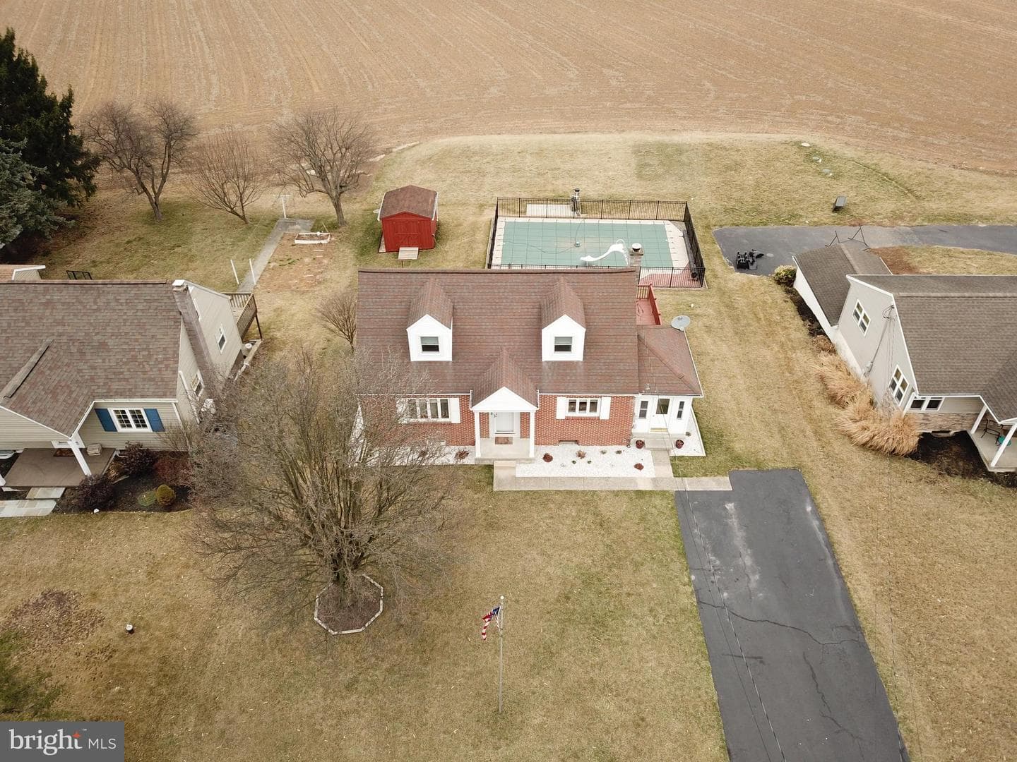 1308 S 5th Avenue photo 46