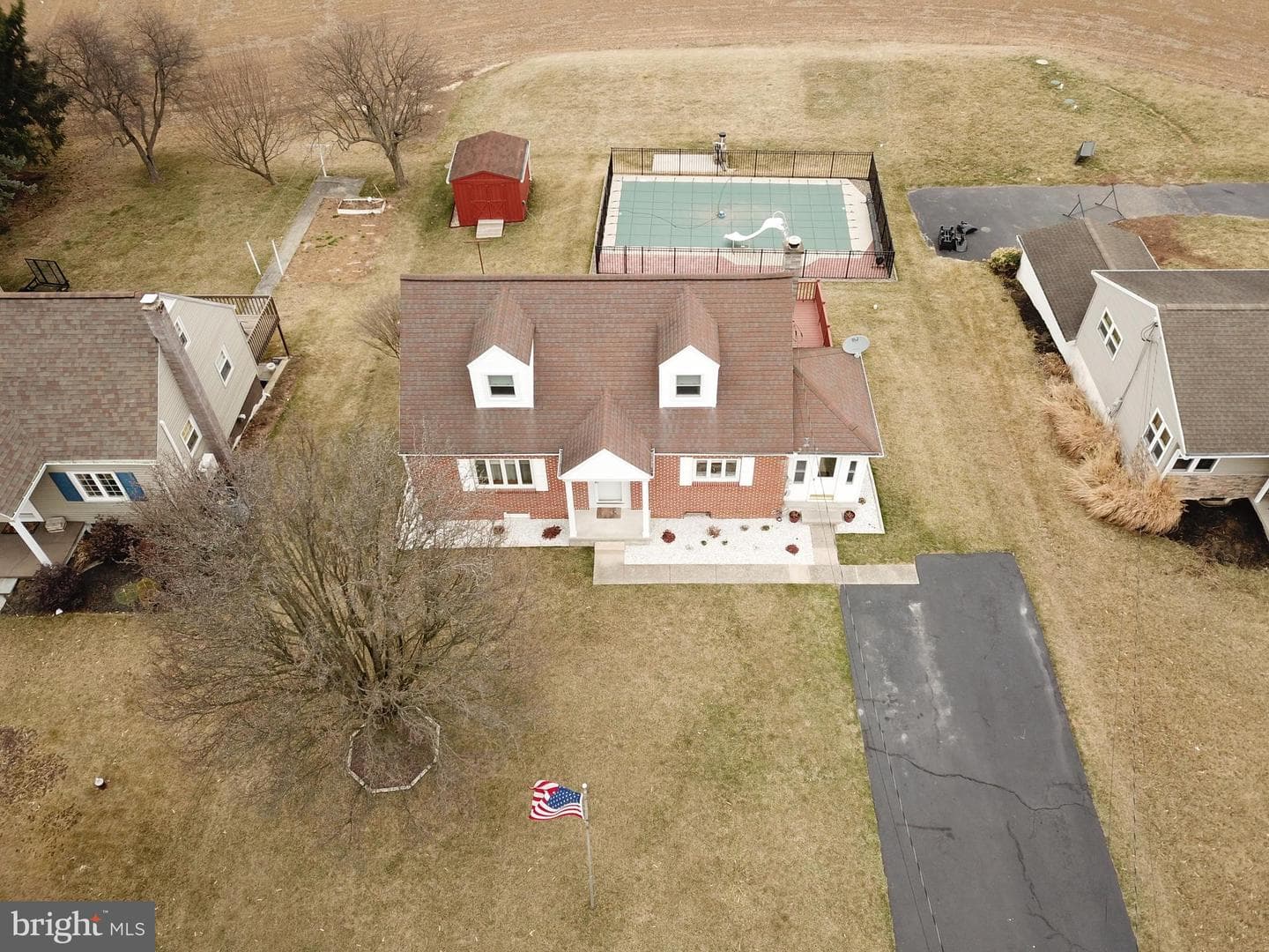 1308 S 5th Avenue photo 47