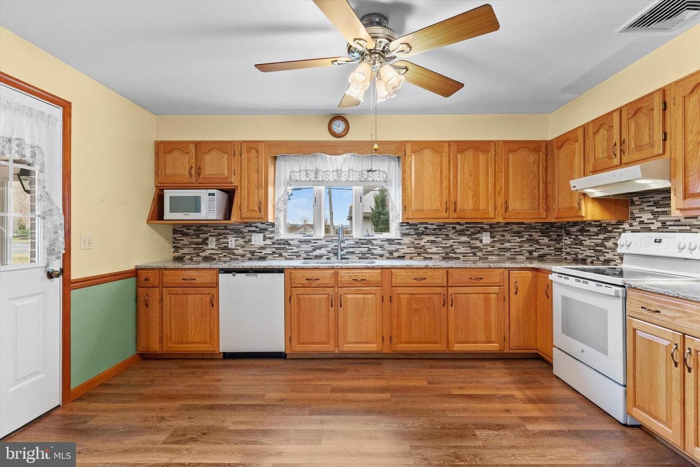 1308 S 5th Avenue photo 9
