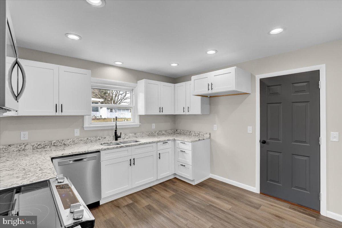 309 Davis Lane photo 8
