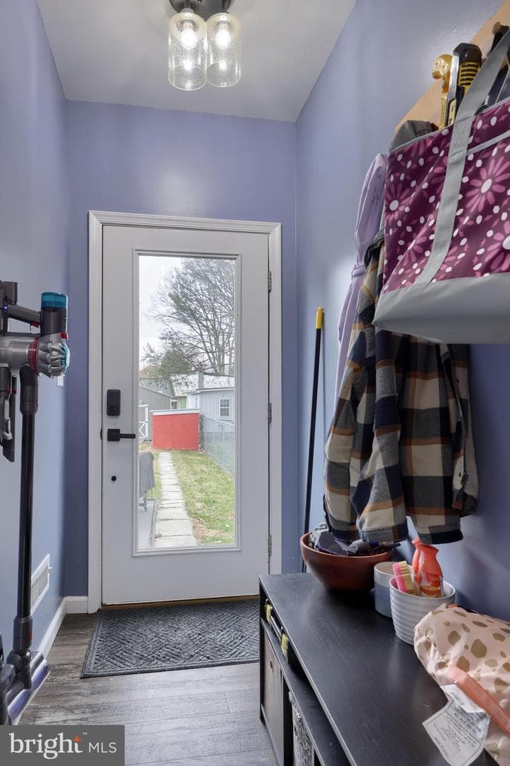 306 S Cherry Street photo 17