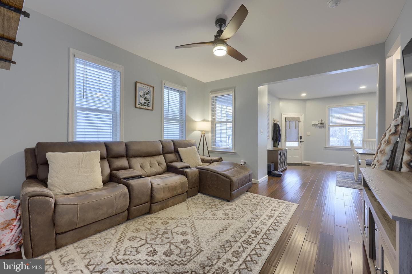 306 S Cherry Street photo 8