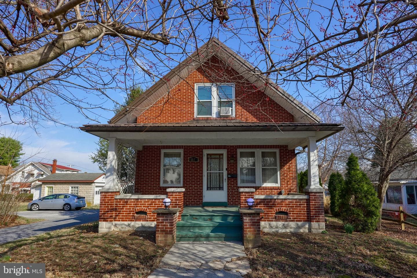 11 E Poplar Street photo 1